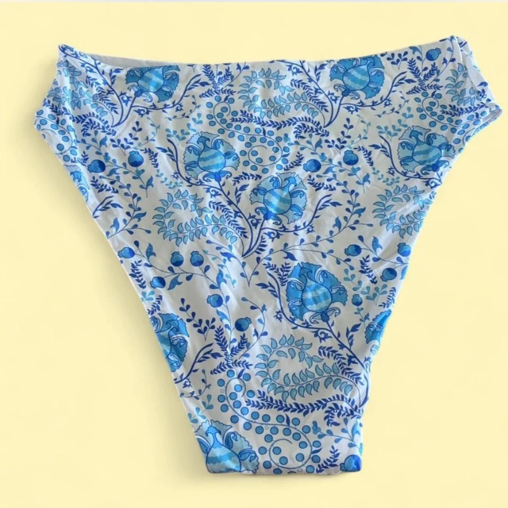 NWT Toluca Swim Floral Blue Women's‎ Swim Bottom Womens 4XL